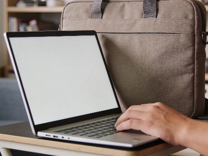 Dell XPS 13 2026 è leggero, ma gli 8 GB pesano QWERTYmag