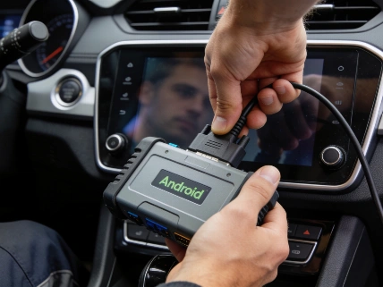 Malware trasforma le autoradio Android in nodi proxy per botnet QWERTYmag