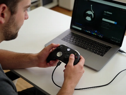 Un modder trasforma il trackpad dello Steam Controller in altoparlanti stereo QWERTYmag