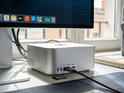 Mac Studio M5 Max brings local AI power to the desktop QWERTYmag