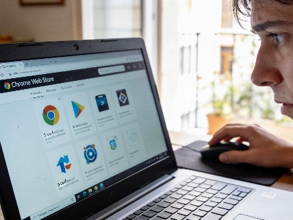 Estensioni Chrome ed Edge infette rubano wallet e criptovalute QWERTYmag