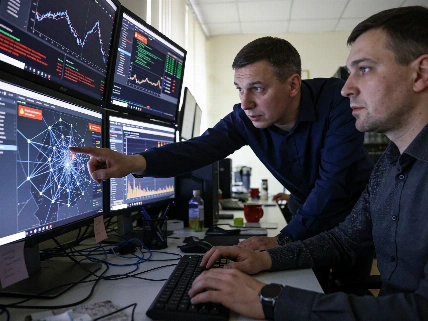 Russian Enterprises Targeted by Coordinated Cyberattacks Using Custom Malware QWERTYmag