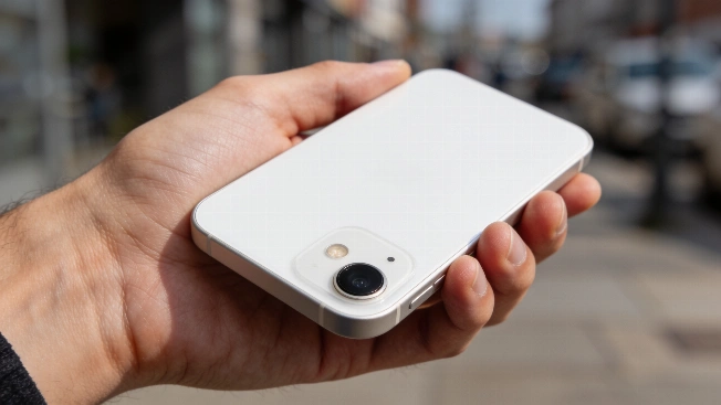 iPhone SE 2022 mette pressione ai top di gamma con potenza e prezzo basso QWERTYmag