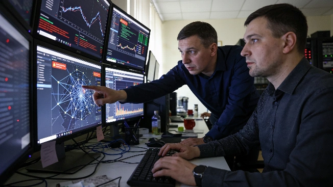 Russian Enterprises Targeted by Coordinated Cyberattacks Using Custom Malware QWERTYmag